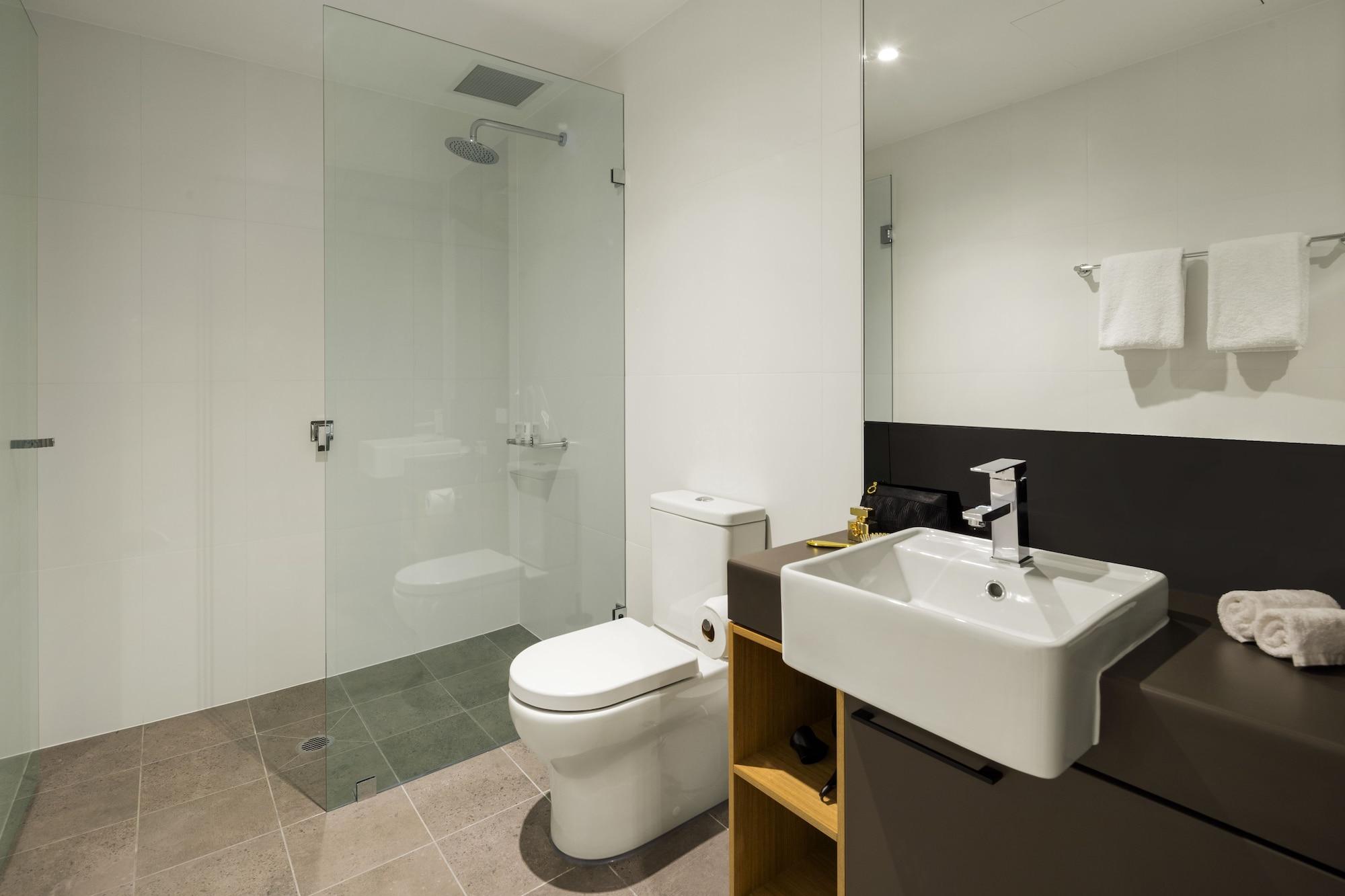 Quest Port Adelaide Aparthotel Bagian luar foto