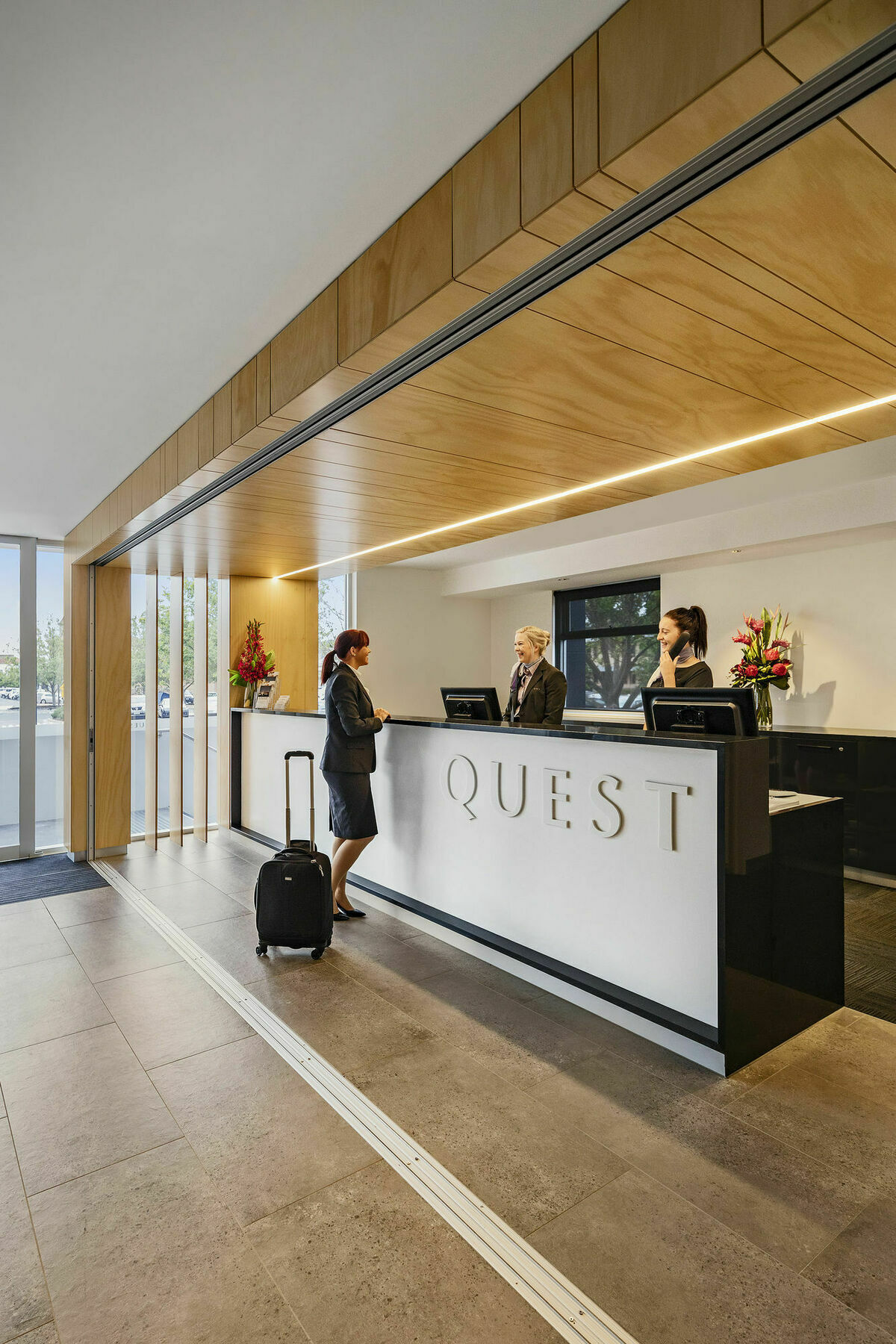 Quest Port Adelaide Aparthotel Bagian luar foto