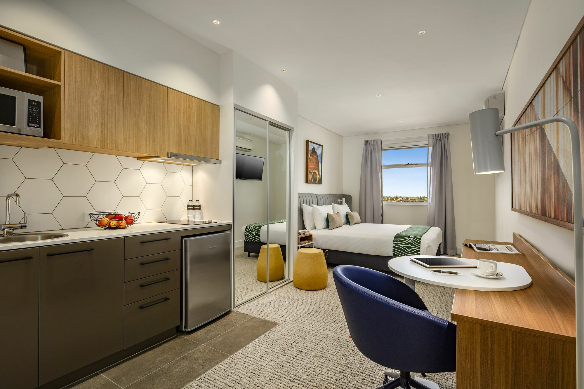 Quest Port Adelaide Aparthotel Bagian luar foto